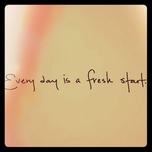 🌼Offers Considered!